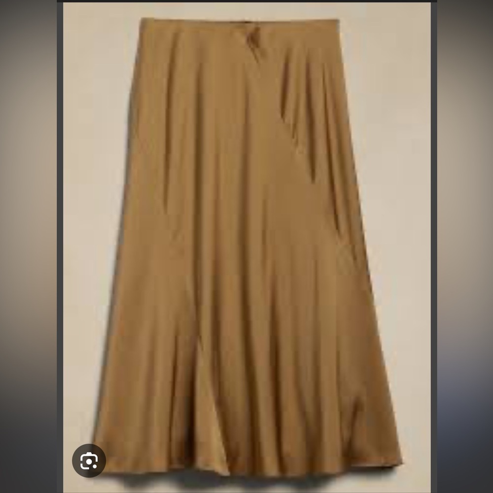 Banana Republic Tan Midi Skirt